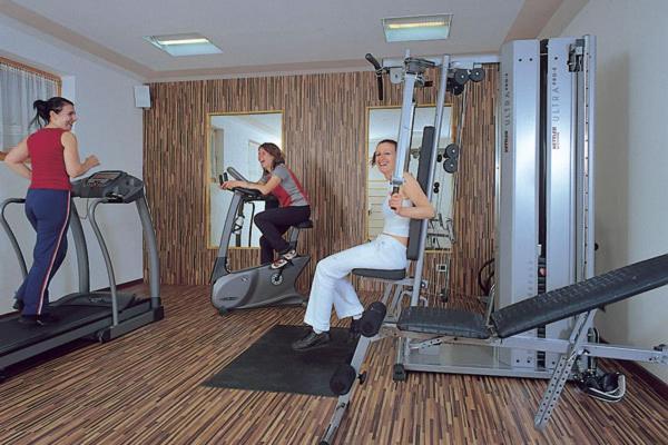 באדיה Hotel San Leonardo מראה חיצוני תמונה