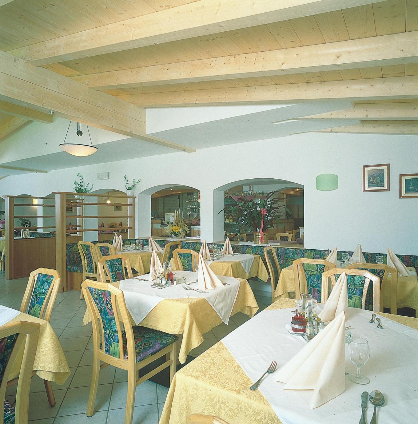 באדיה Hotel San Leonardo מראה חיצוני תמונה