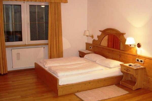 באדיה Hotel San Leonardo מראה חיצוני תמונה